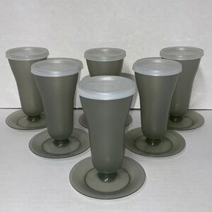 Vintage Set Of 6 Tupperware Gray Parfait Dessert Cups w/ Lids - EUC!